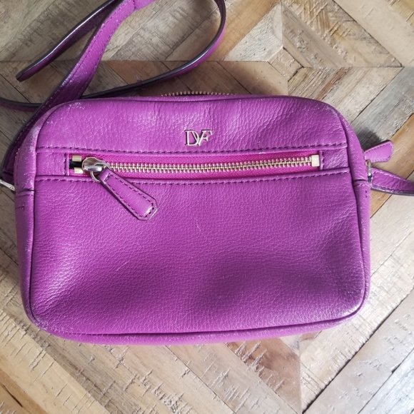 Diane Von Furstenberg Handbags - DVF Diane Von Furstenberg Fuchsia Pink leather camera handbag, crossbody
